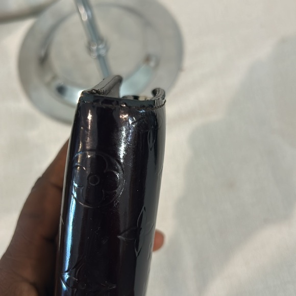 Authentic LOUIS VUITTON  Vernice vintage Wallet - Picture 5 of 14